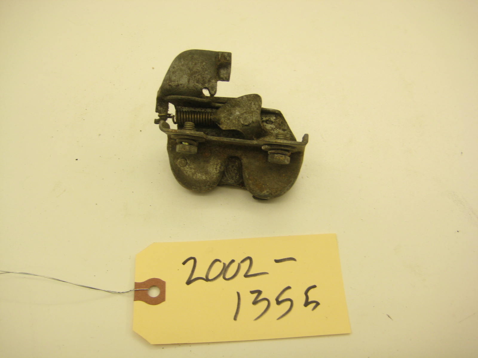 bmw 2002 2002tii e10 truck latch
