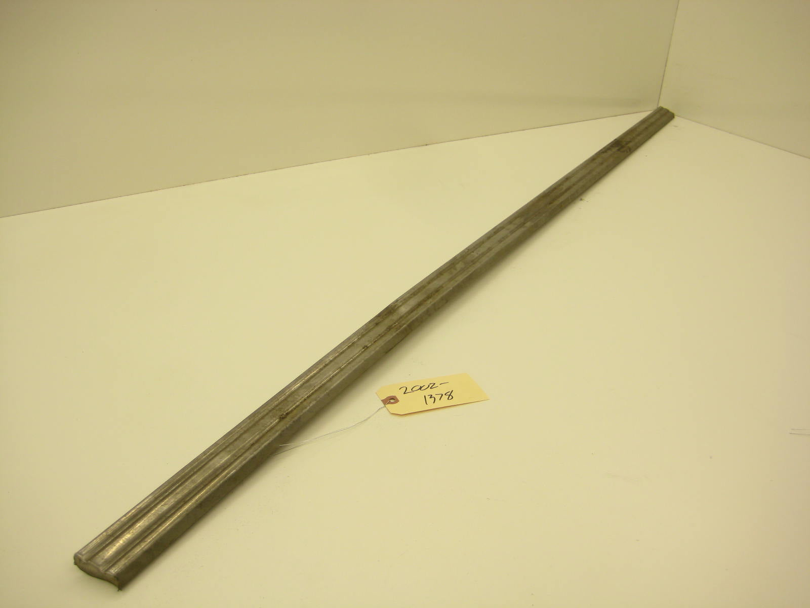 bmw 2002 2002tii e10 passenger side lower trim