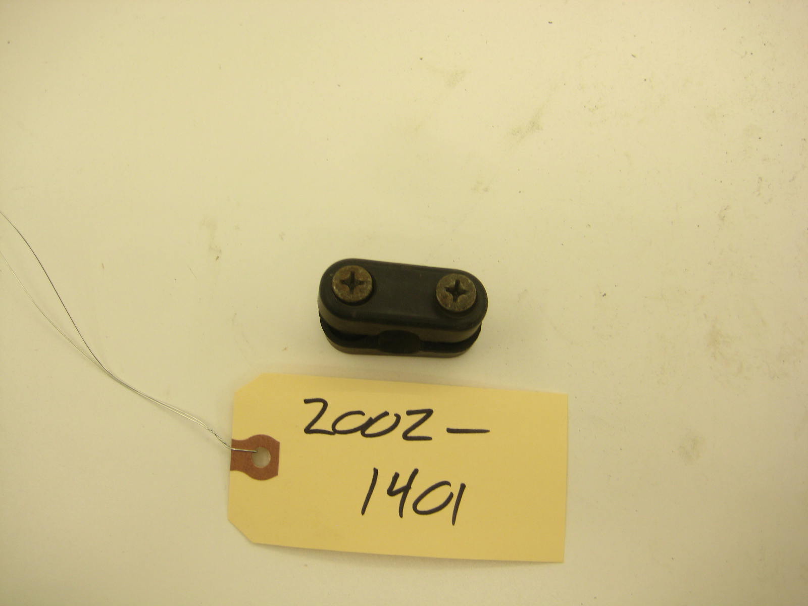 bmw 2002 2002tii e10 hood bar mount