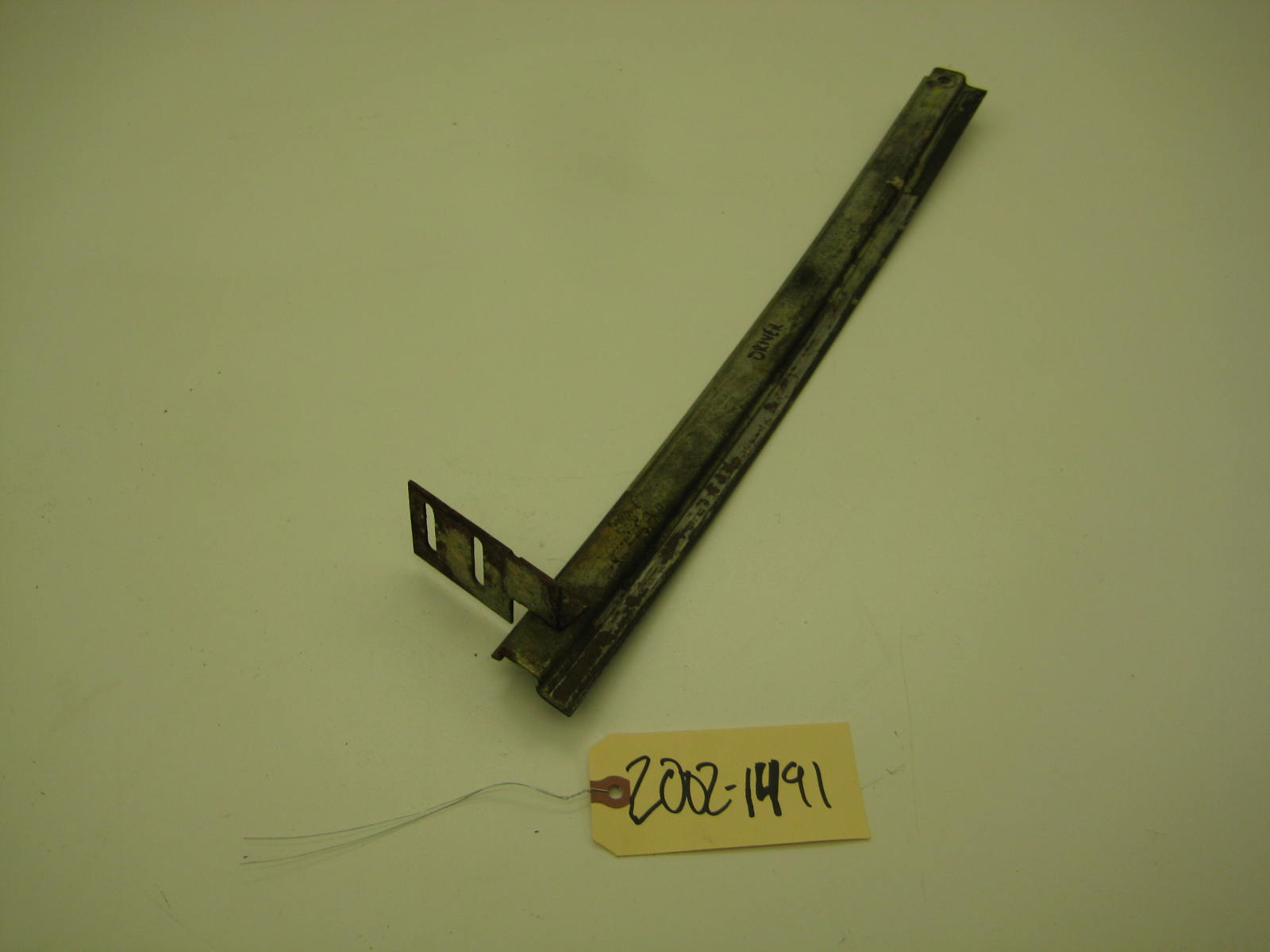 bmw 2002 2002tii e10 drivers window track
