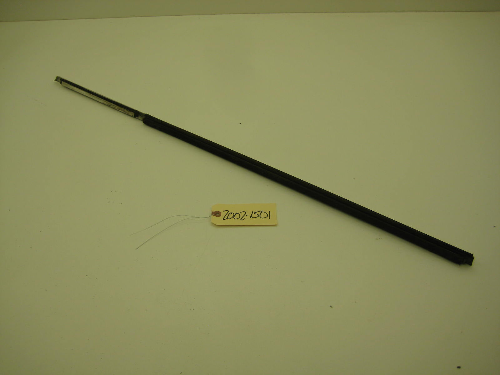 bmw 2002 2002tii e10 passenger side top of door trim