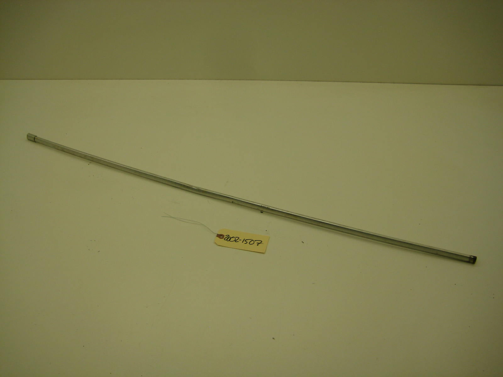 bmw 2002 2002tii e10 belt line trunk middle