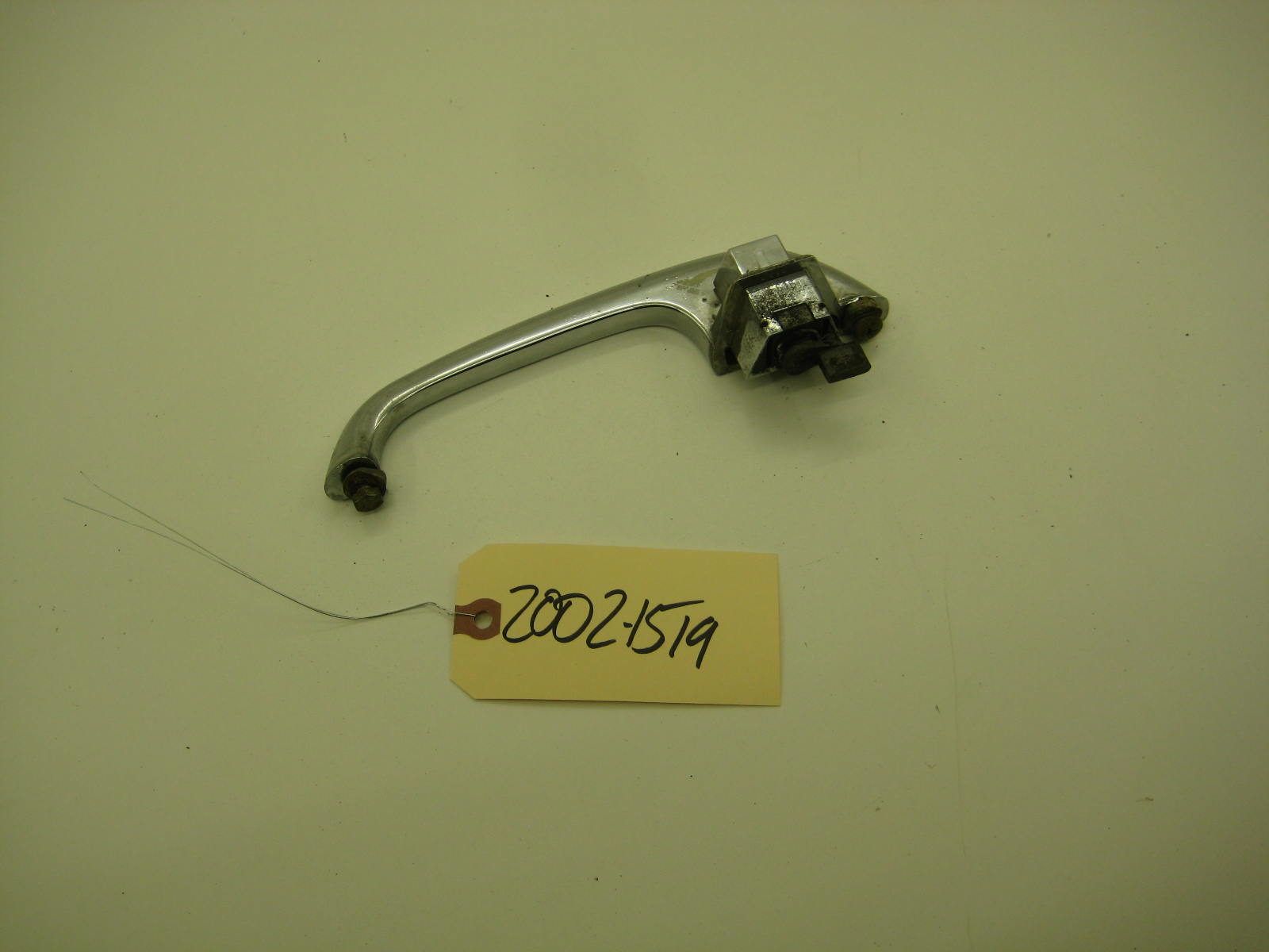 bmw 2002 2002tii e10 drivers side exterior door handle 2
