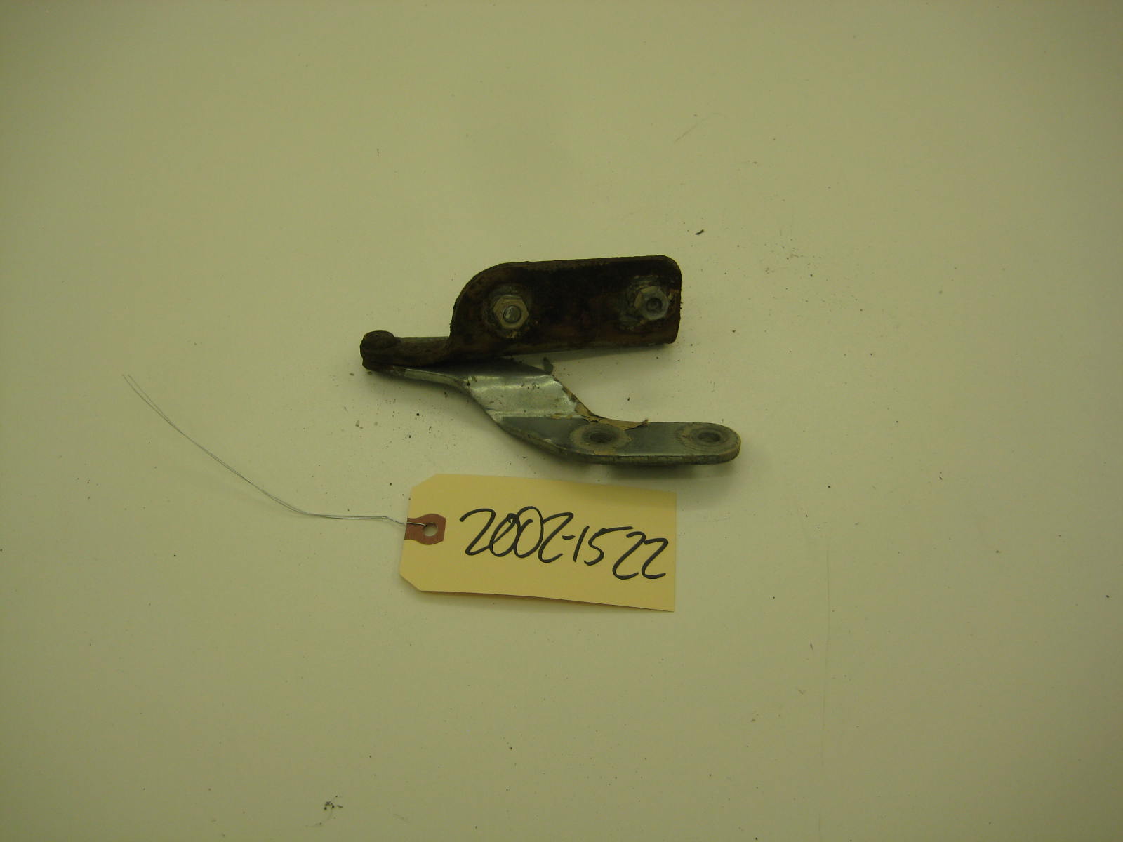 bmw 2002 2002tii e10 passenger right side trunk hinge