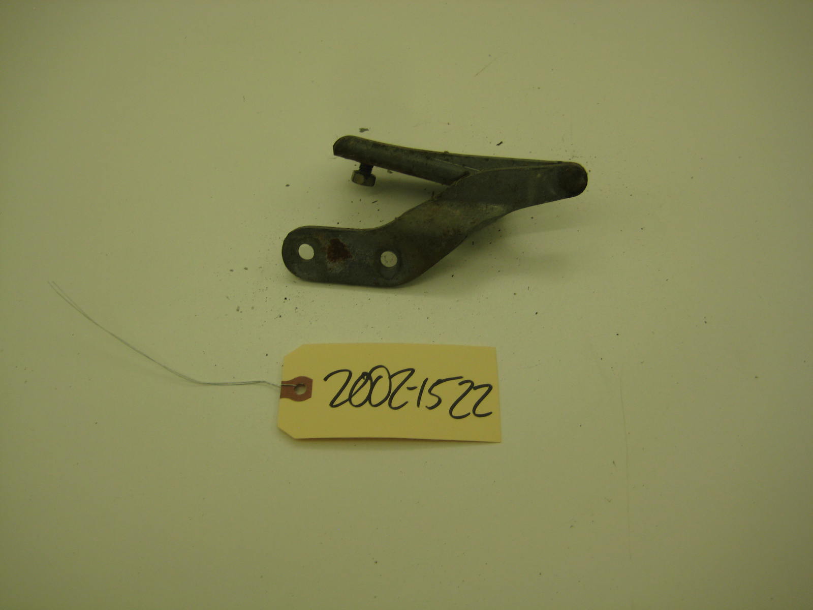 bmw 2002 2002tii e10 passenger right side trunk hinge