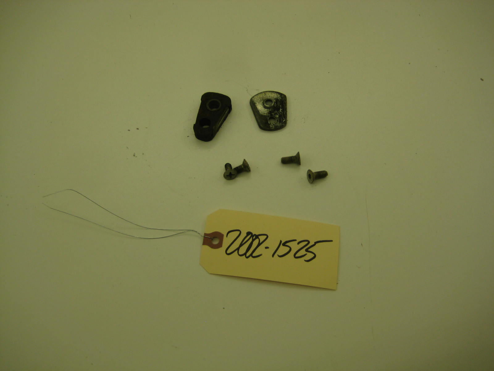 bmw 2002 2002tii e10 door catch hardware