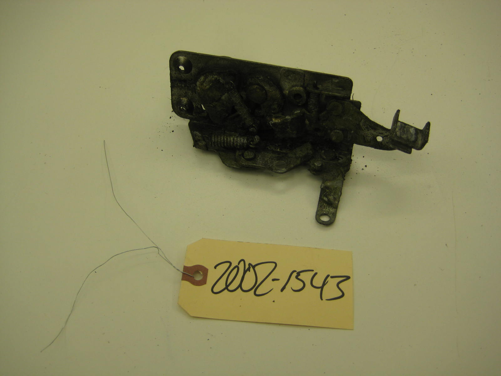 bmw 2002 2002tii e10 passenger side door latch mechinism