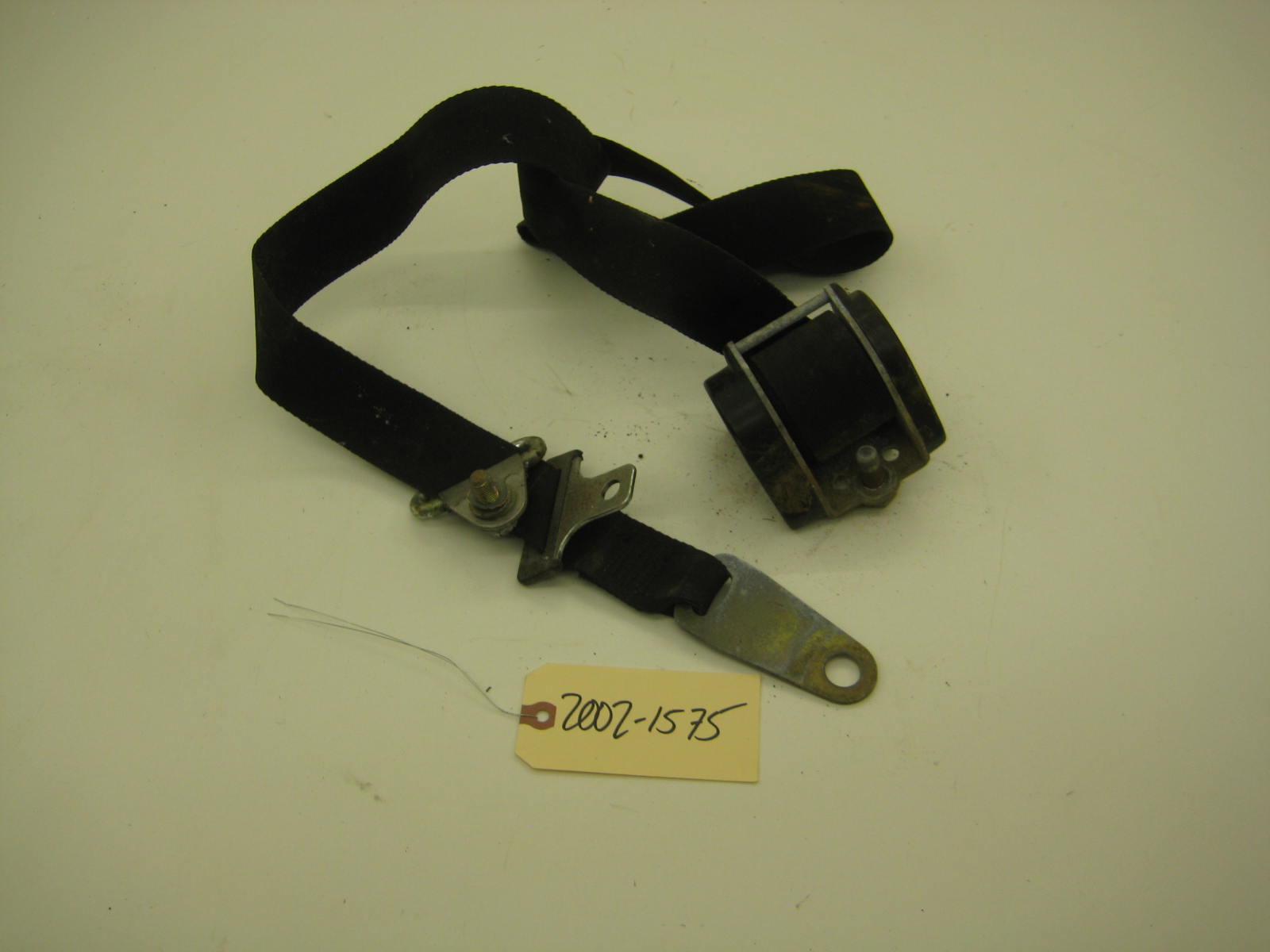 bmw 2002 2002tii e10 front seat belt repa