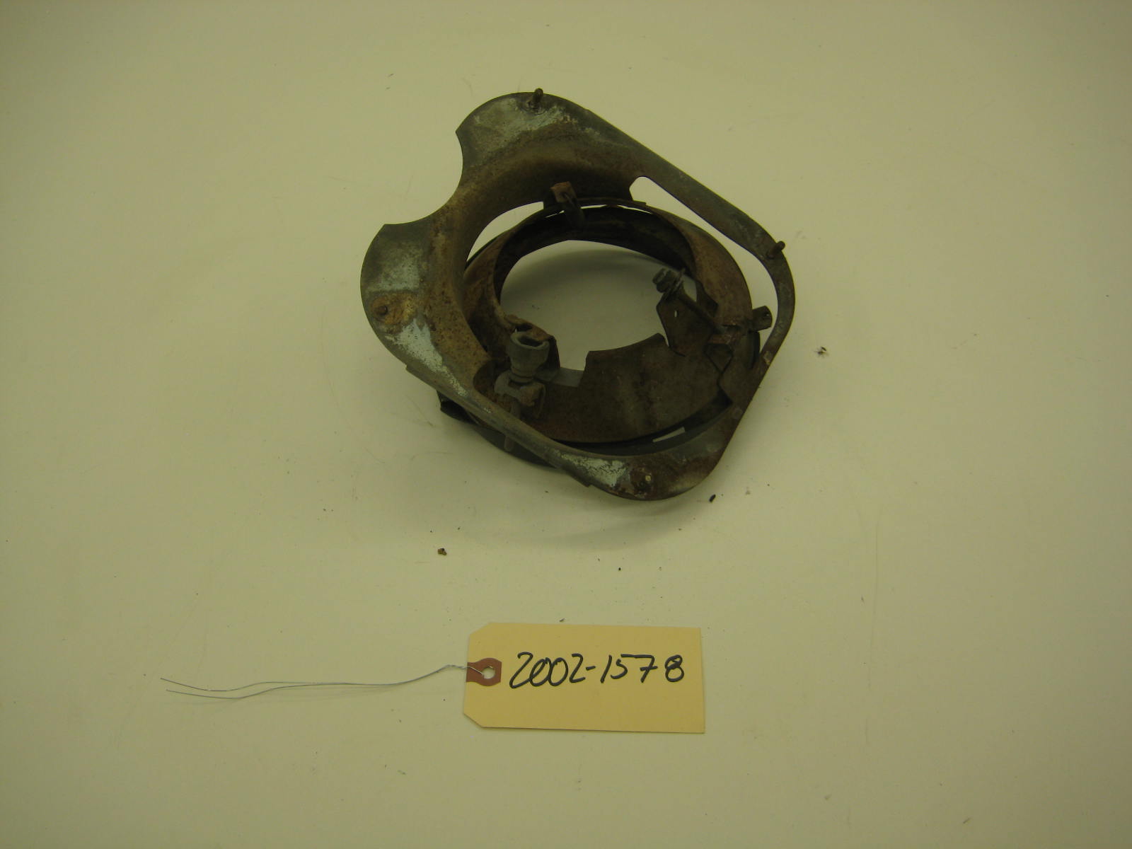 bmw 2002 2002tii e10 passenger right headlight bucket