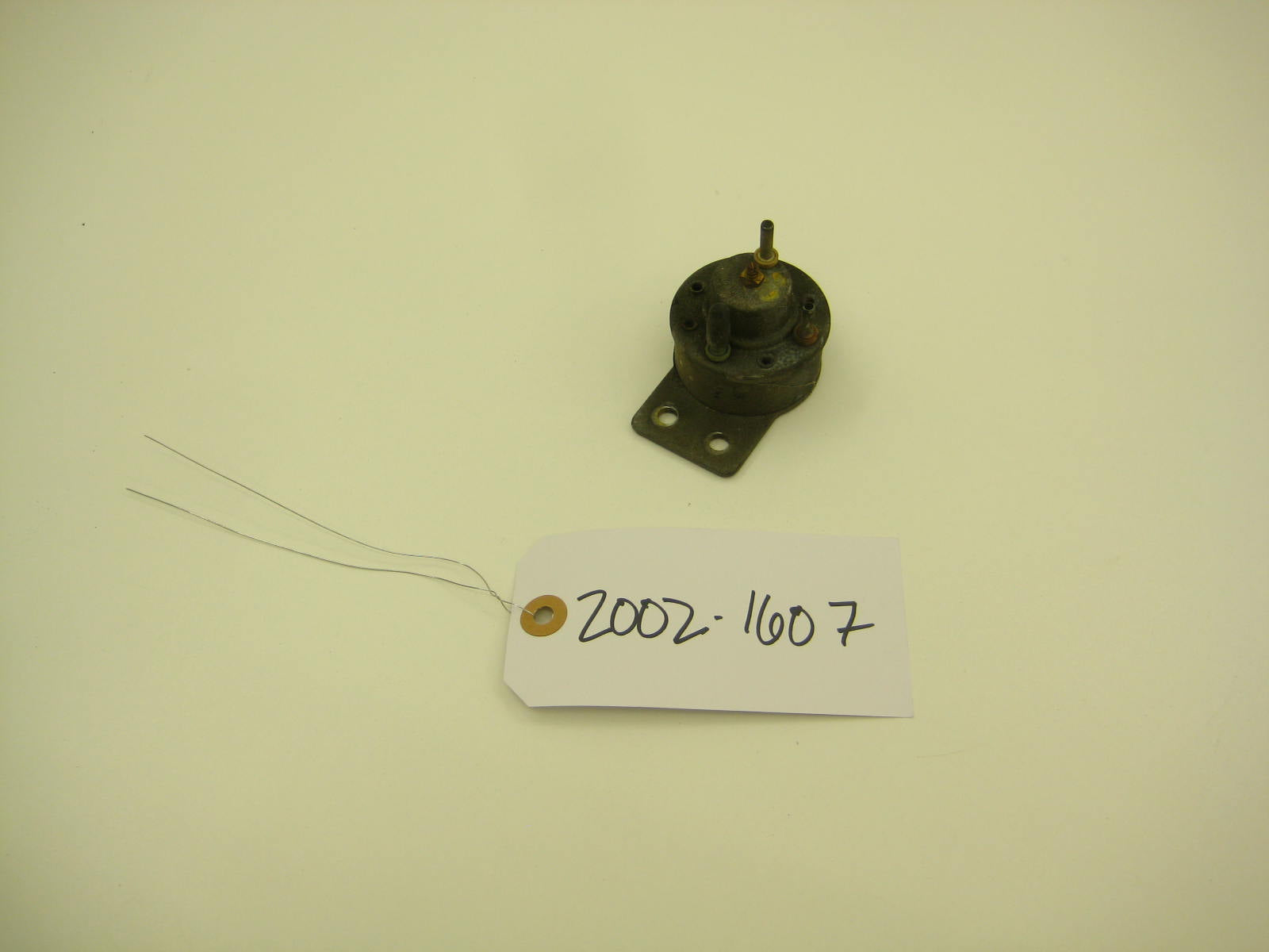 bmw 2002 2002tii e10 emissions vacuum thingy