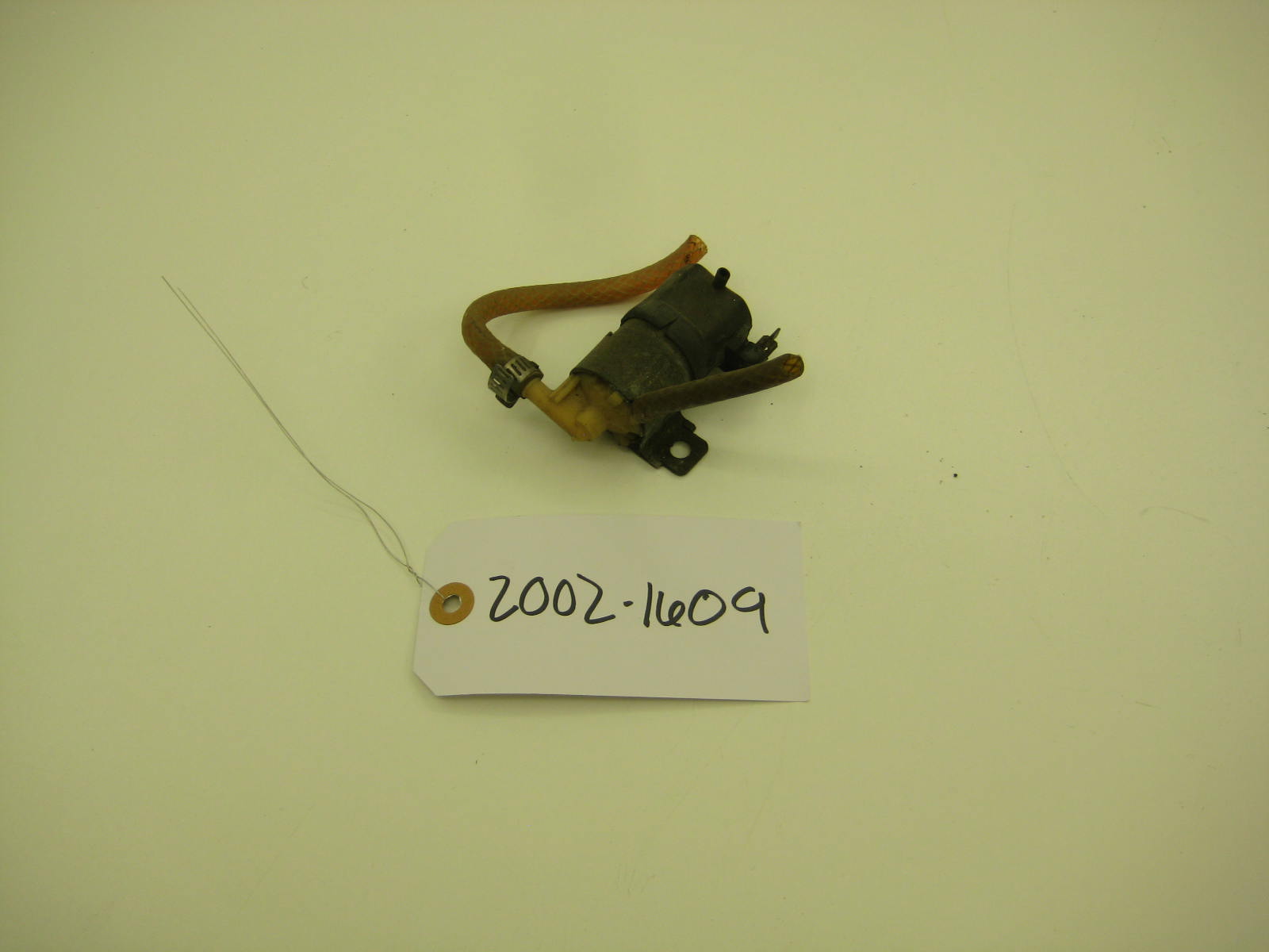 bmw 2002 2002tii e10 waste tank pump