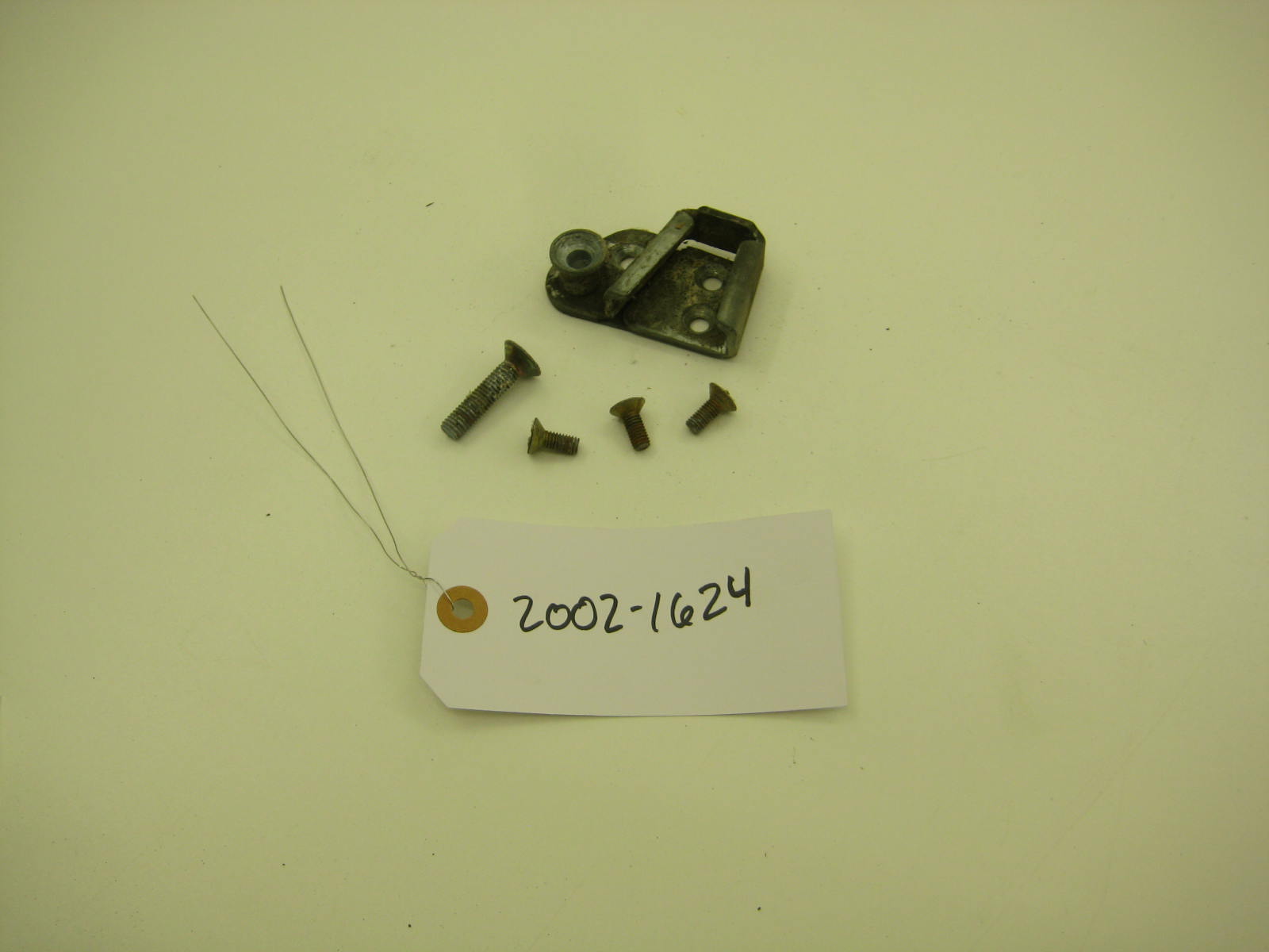 bmw 2002 2002tii e10 door latch hardware