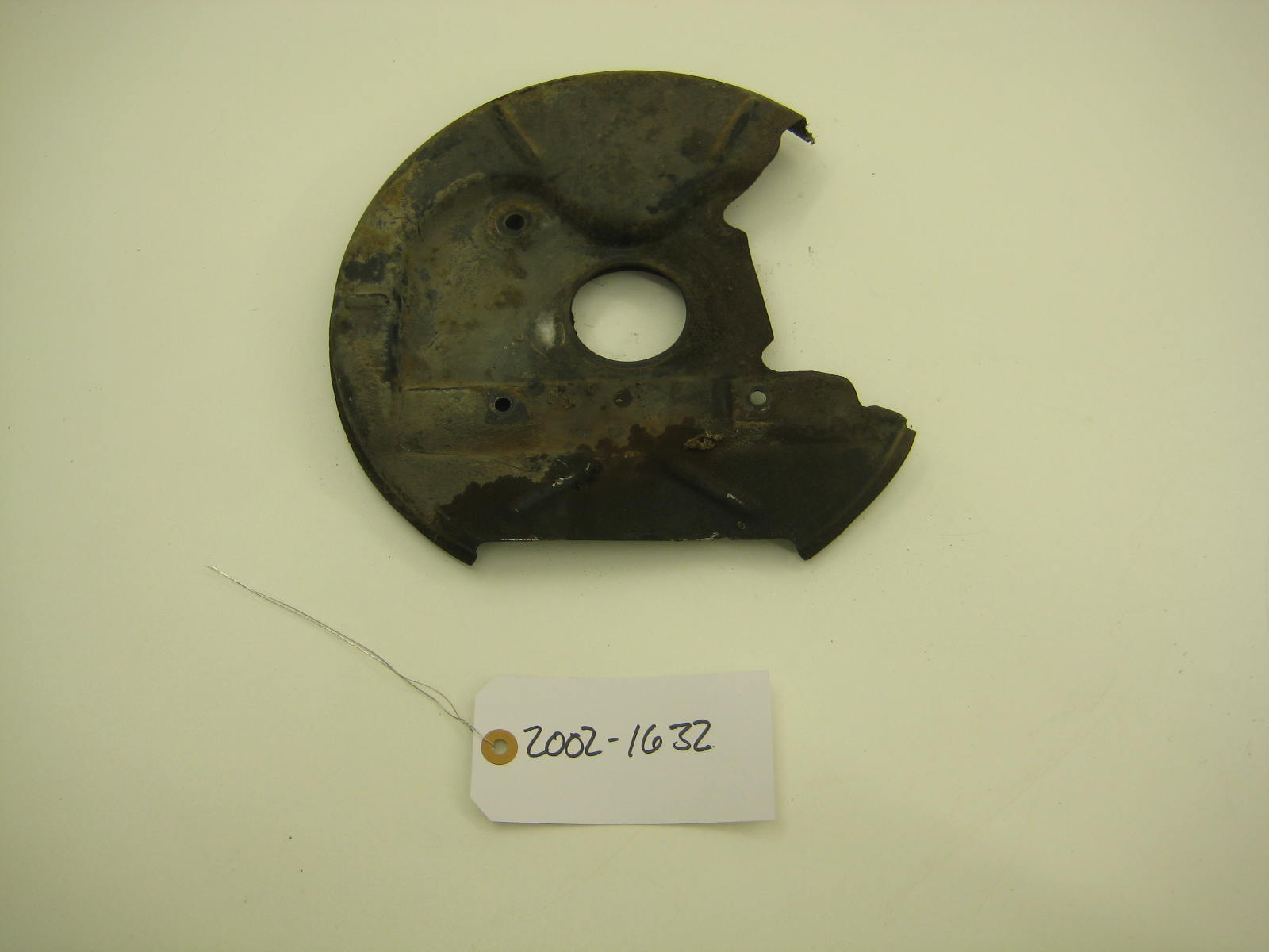 bmw 2002 2002tii e10 front backing plate 2