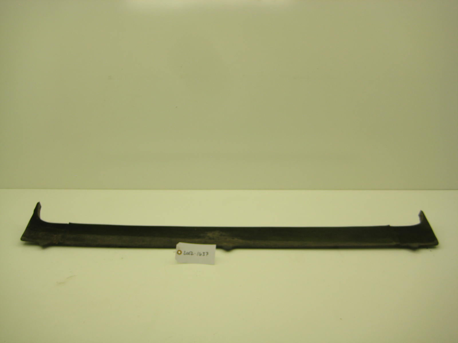 bmw 2002 2002tii e10 rear bumper upper trim