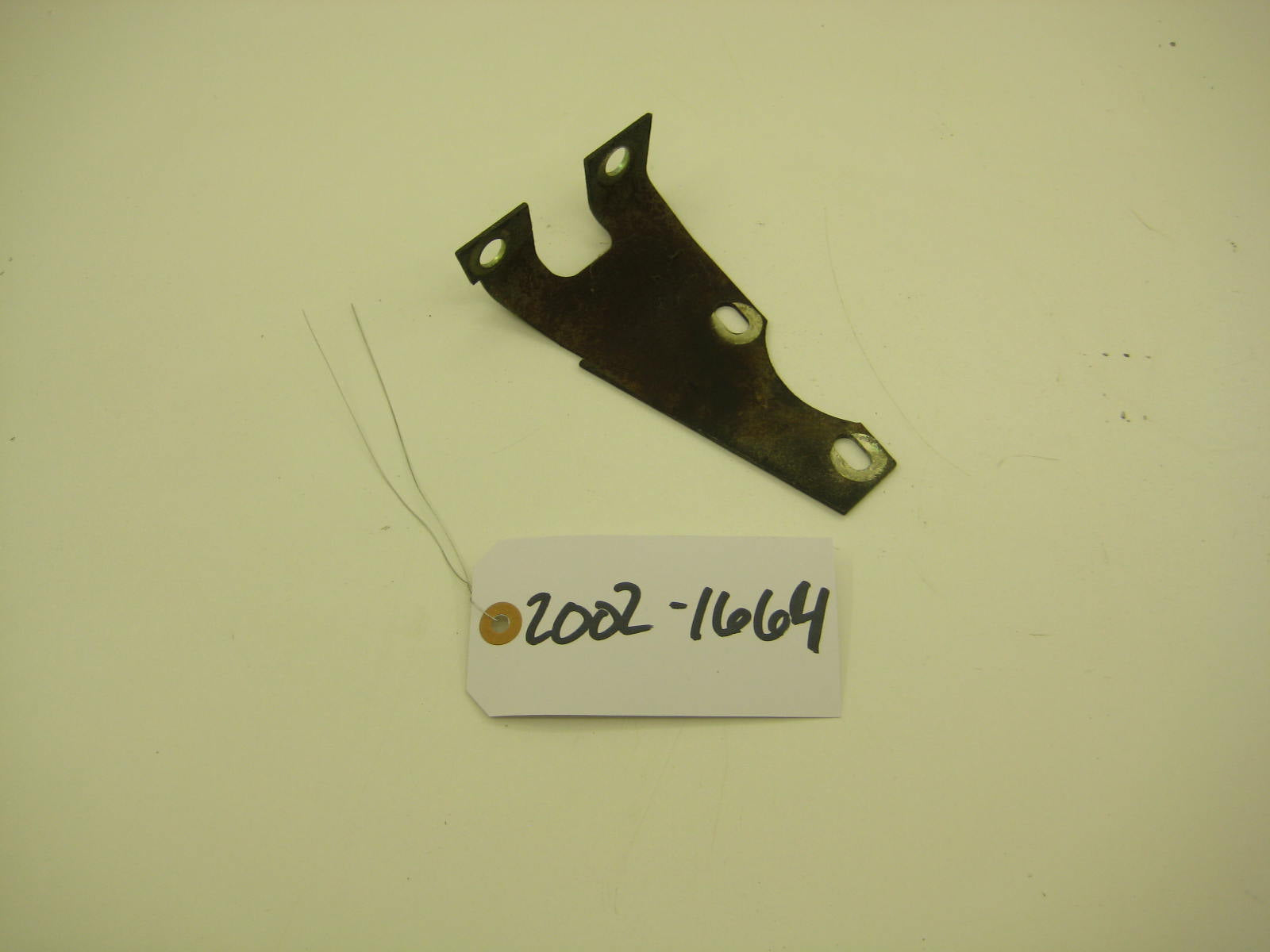 bmw 2002 2002tii e10 brake booster bracket
