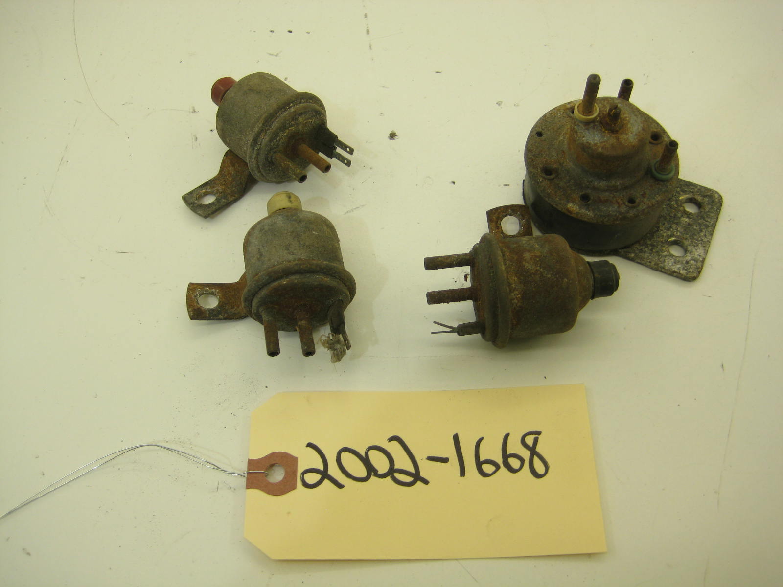 M10 Emissions Valves