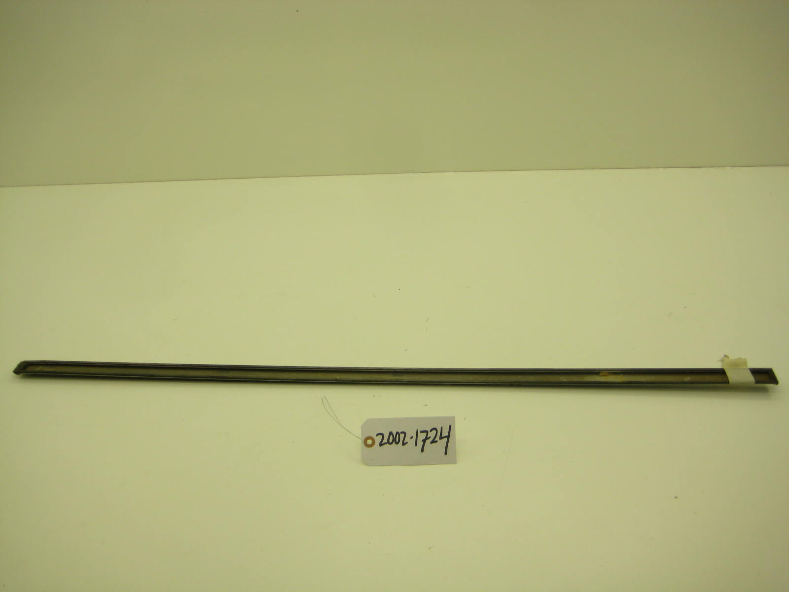 bmw 2002 2002tii e10 passenger lower door trim