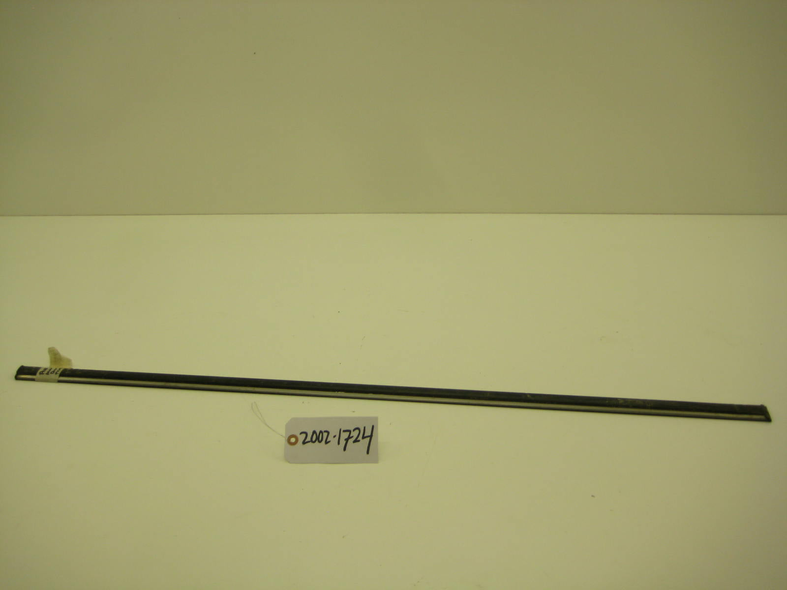 bmw 2002 2002tii e10 passenger lower door trim