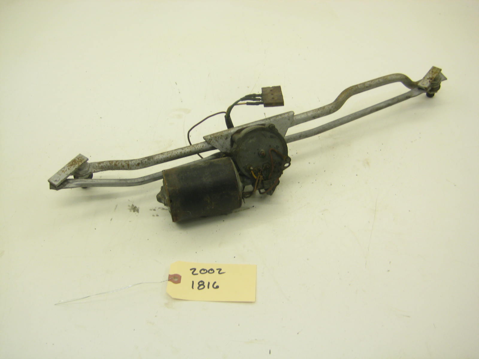 Windshield Wiper Assembly (EARLY)