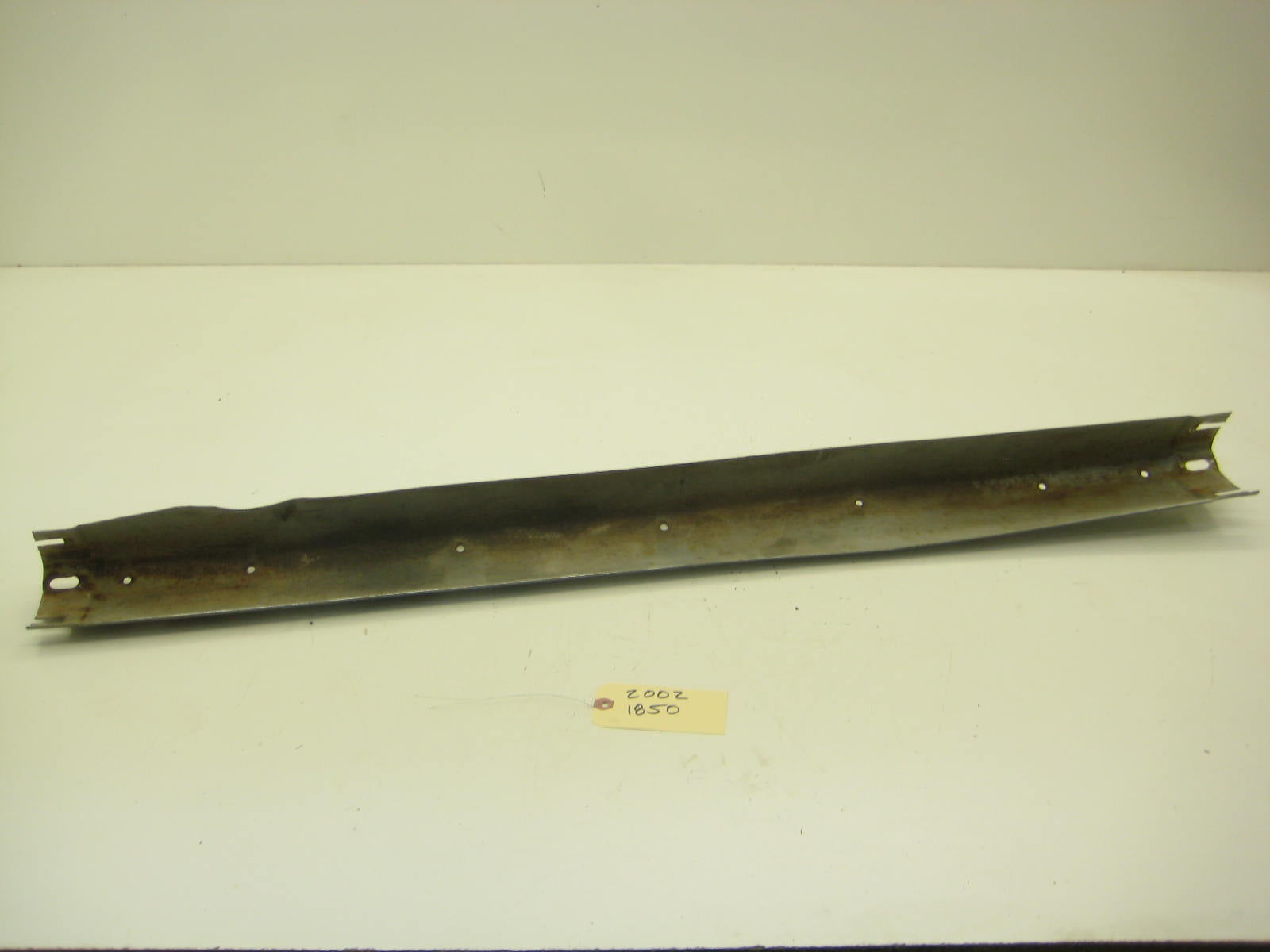 Rear Center Bumper Section
