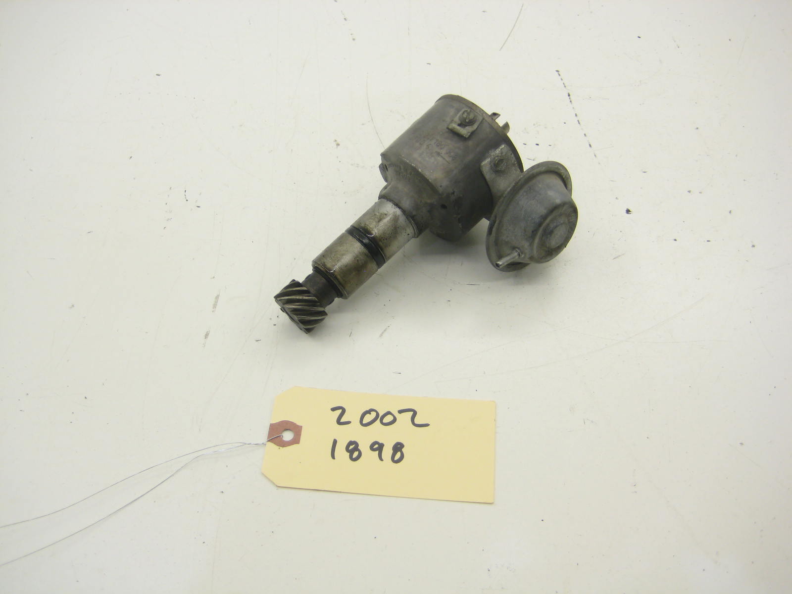 0 231 180 008 Distributor  M10