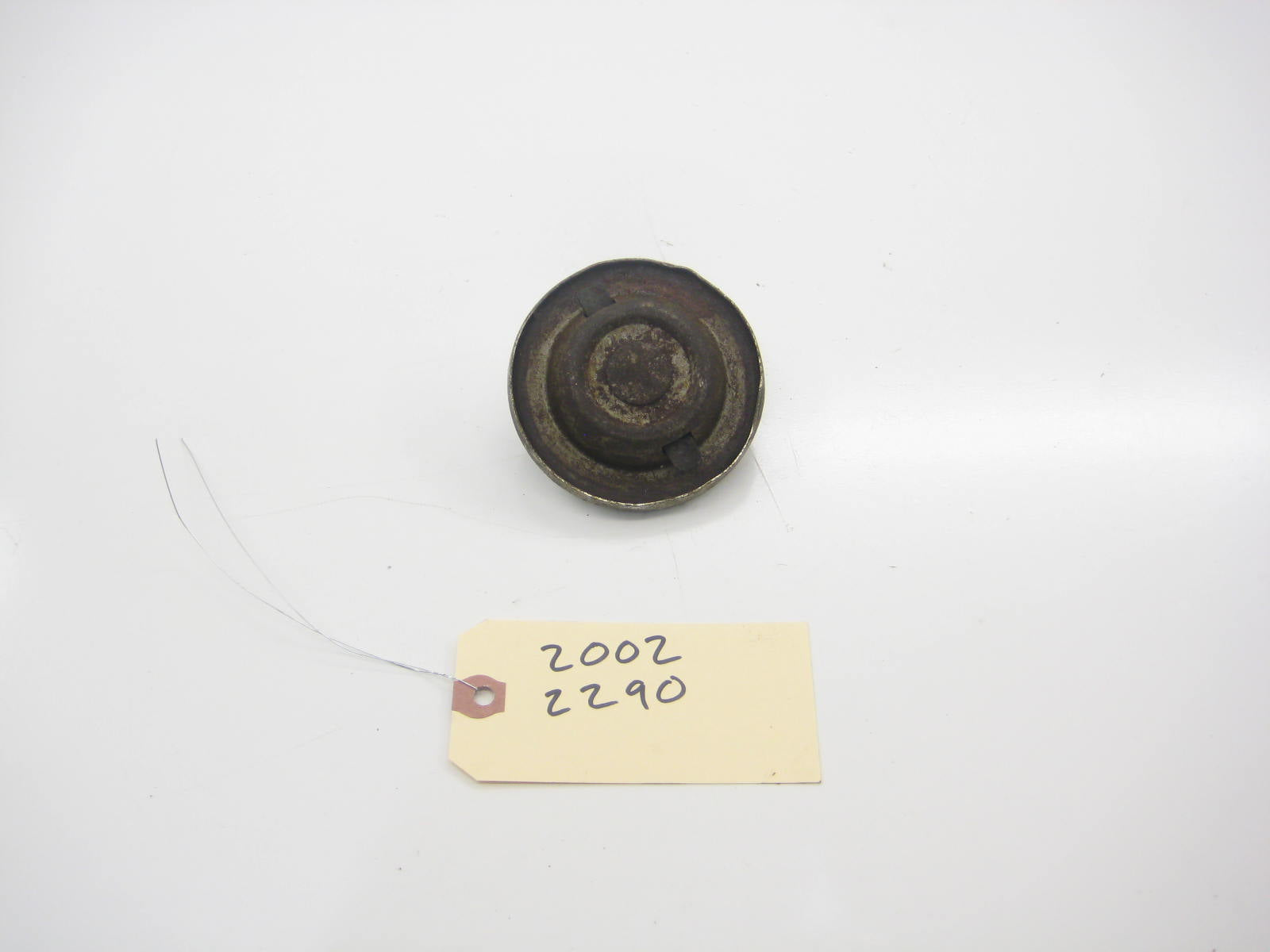Non Locking Gas Cap