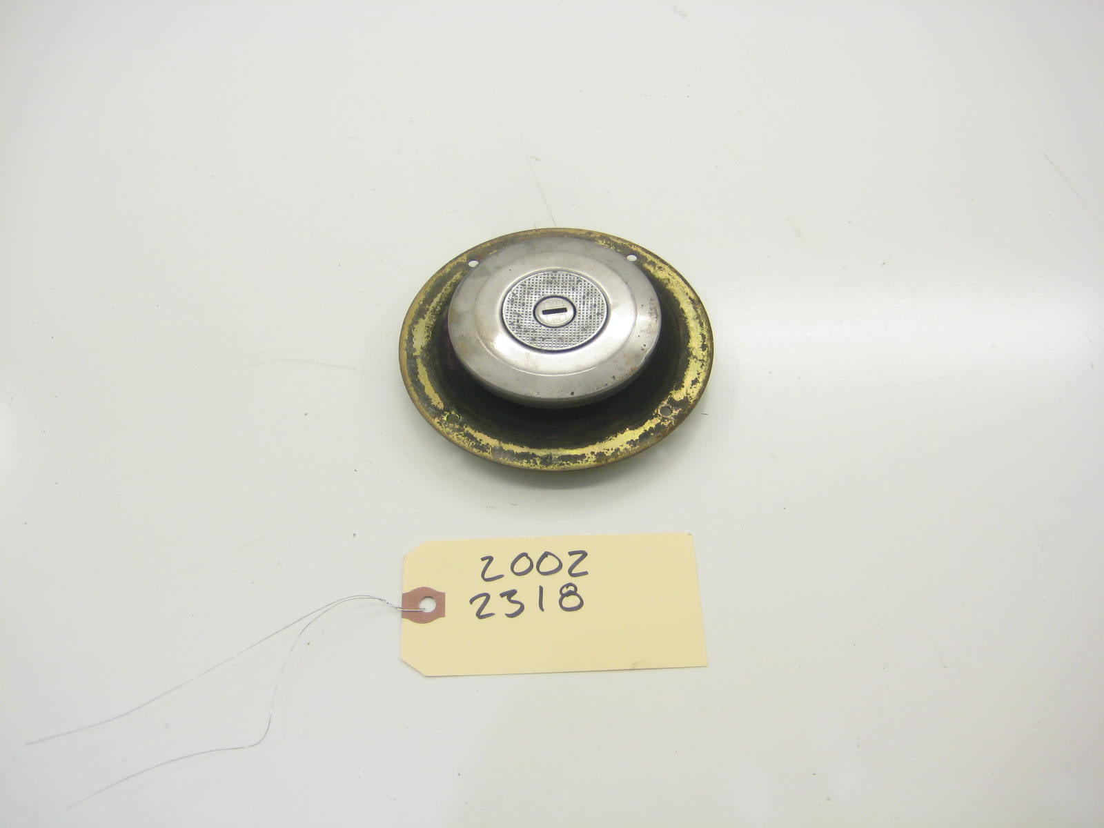 Gas Cap Surround And Cap