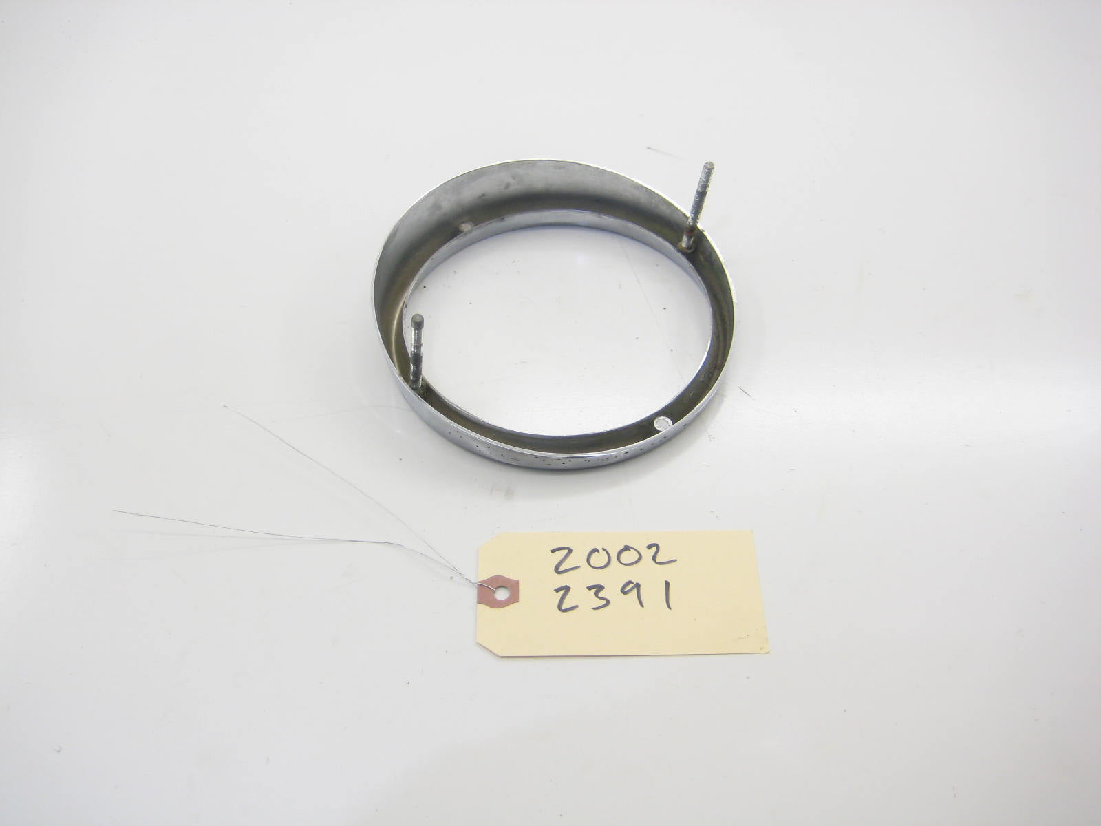Roundie Tail Light Trim