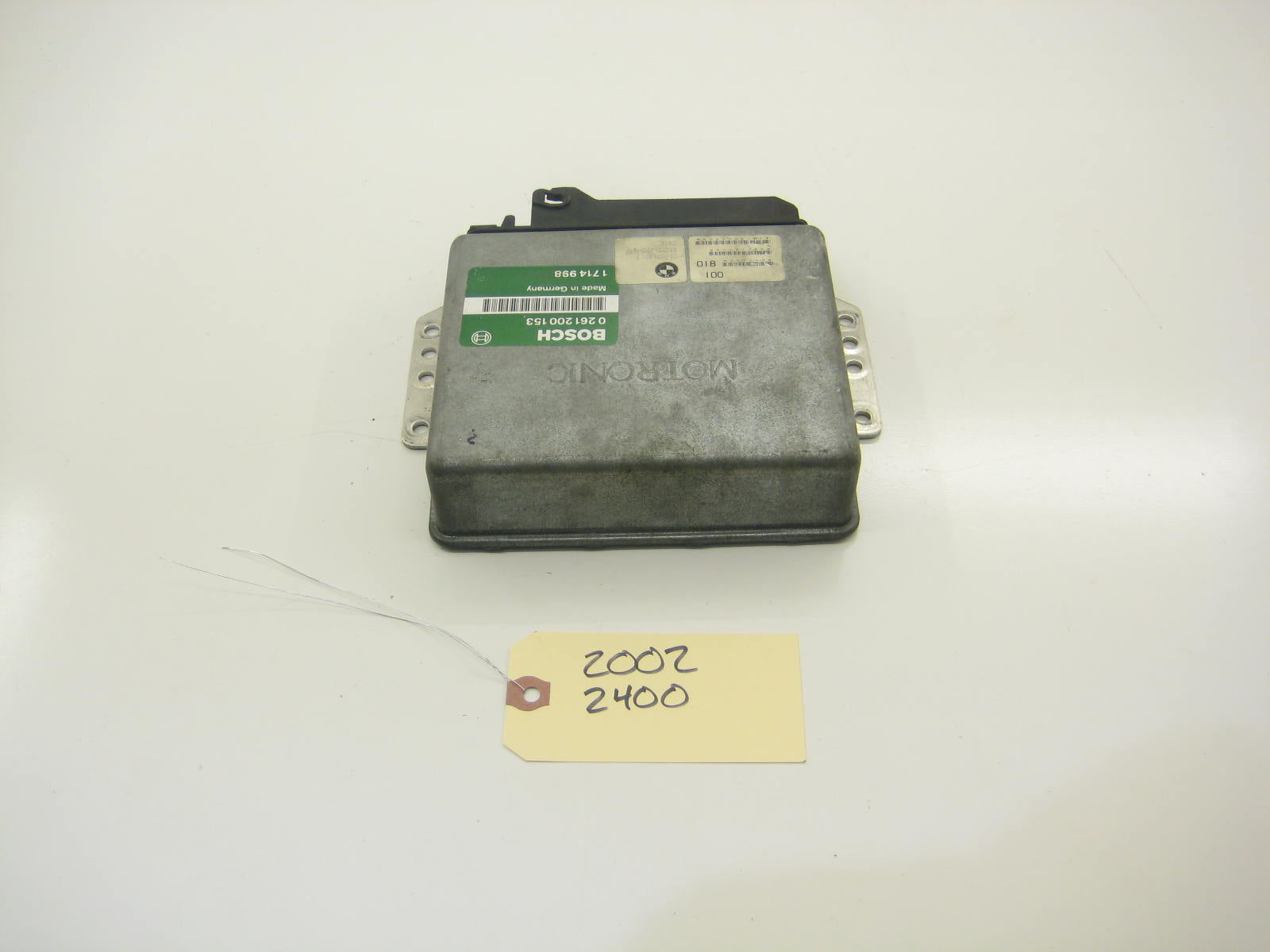 0 261 200 153 DME