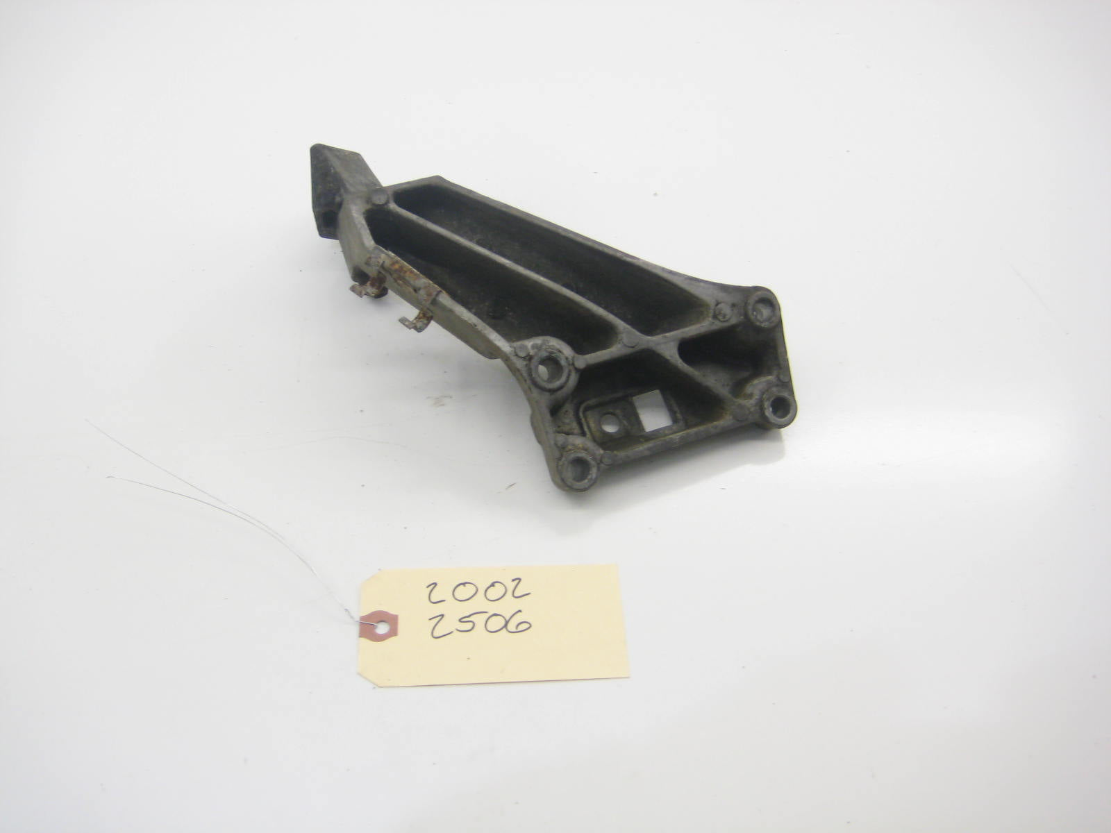 M20 528E Engine Passenger Mount Arm
