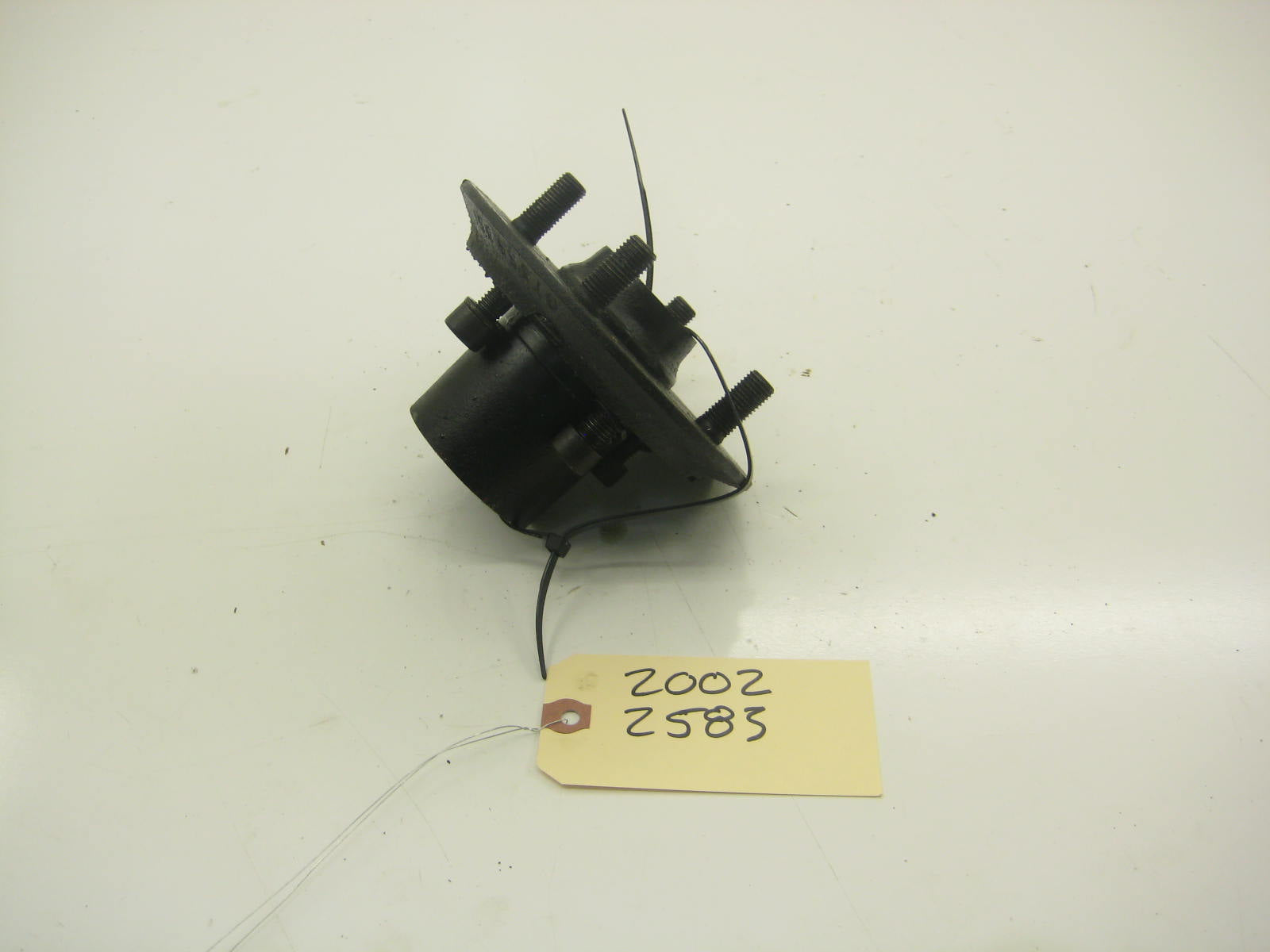 Front Wheel Hub
