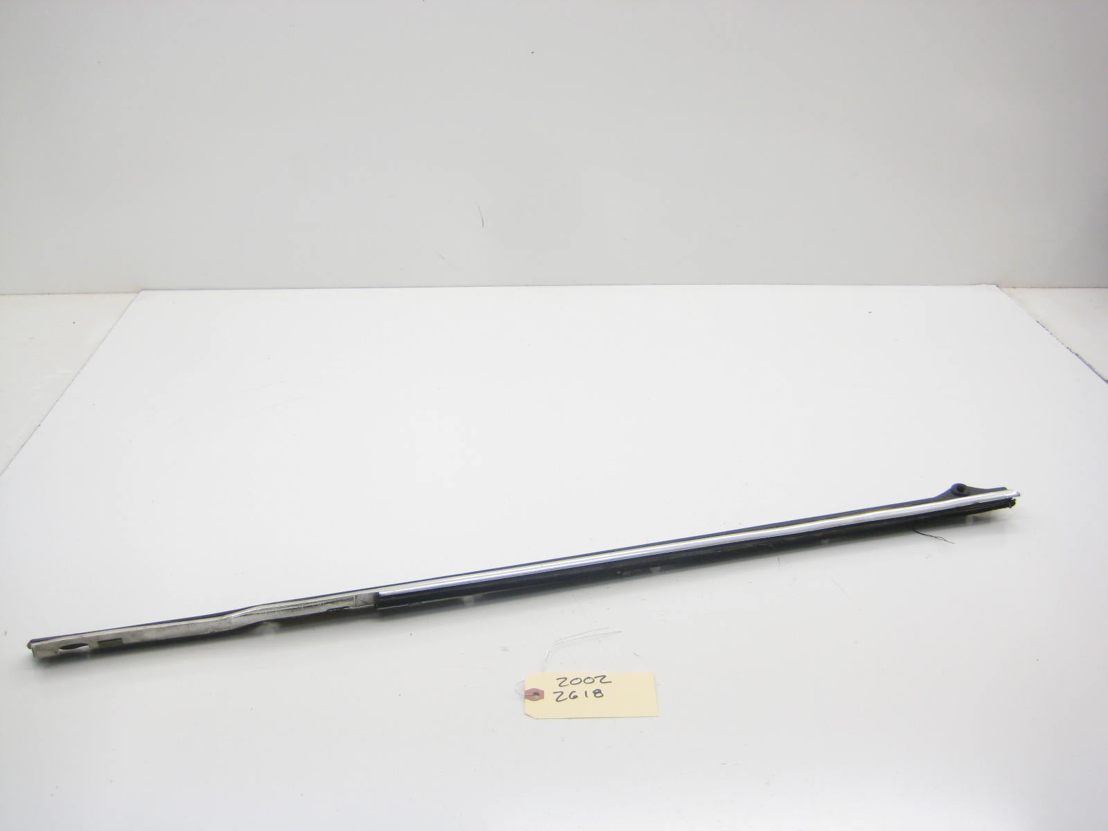 Drivers Side Top Of Door Panel Trim