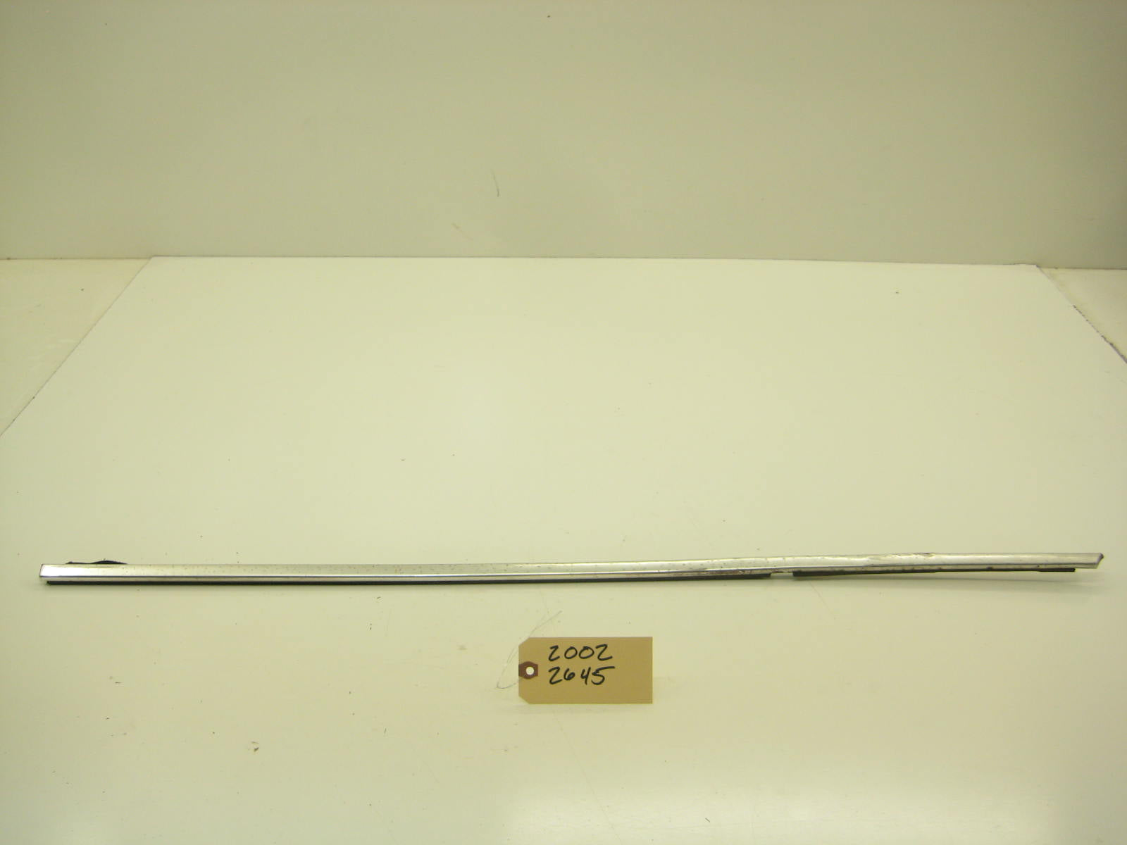 Drivers Left Side Top Of Door Trim