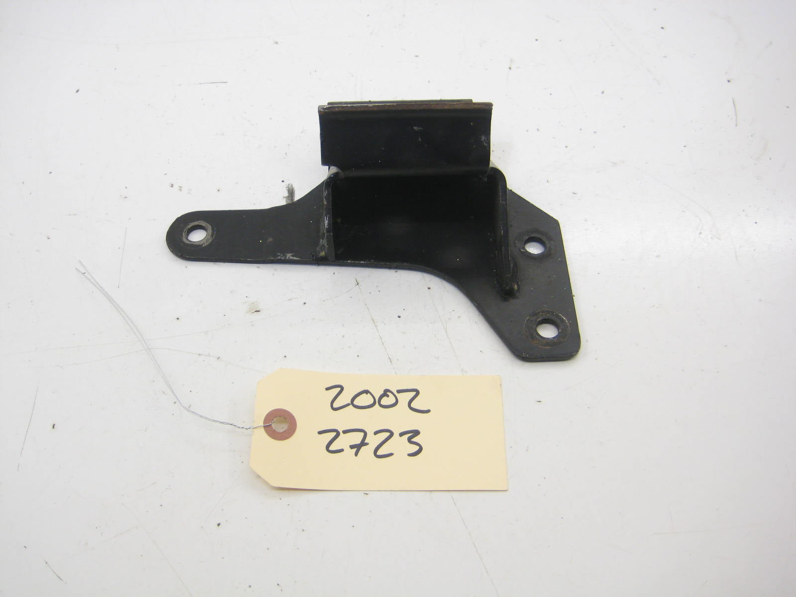 Passenger Right Side M10 Engine Mount