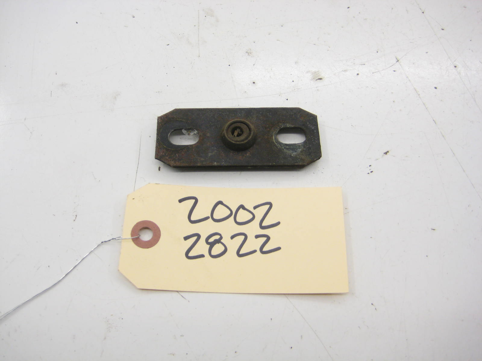 Accelerator Linkage Mount On Firewall
