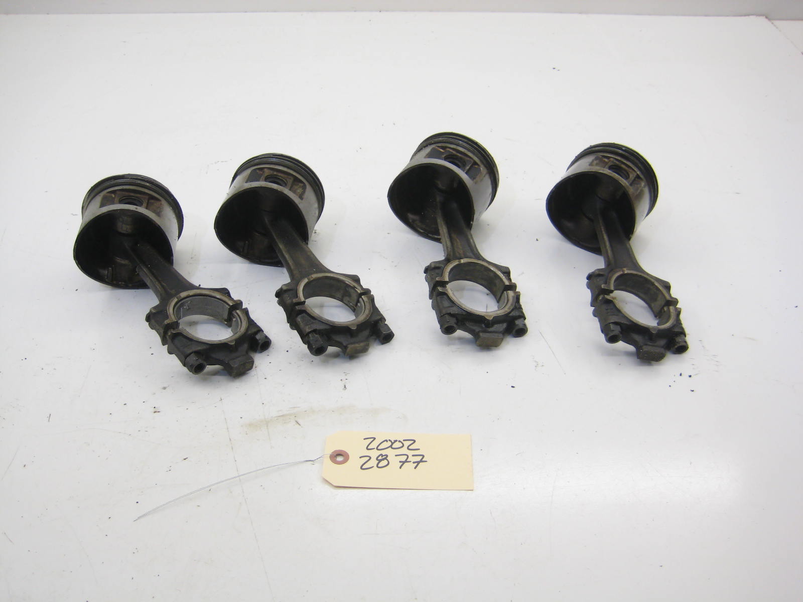 Flat Top M10 Pistons And Rods