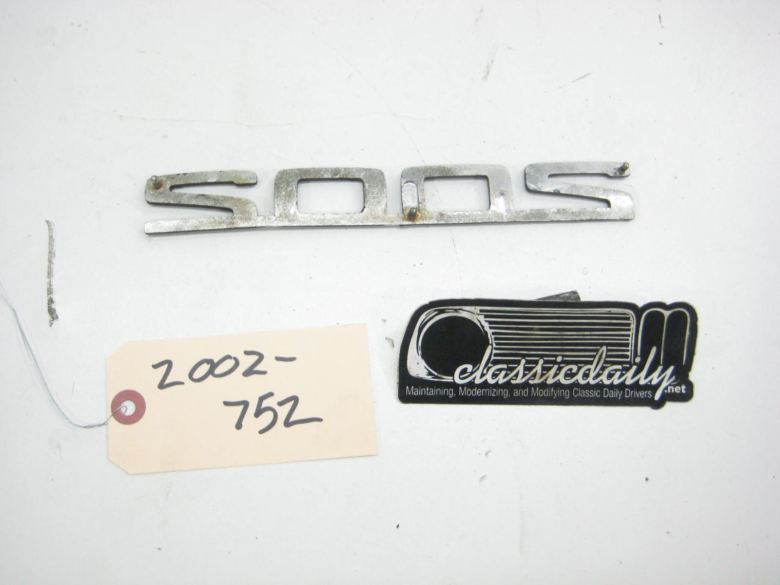 bmw 2002 2002tii e10 2002 trunk badge