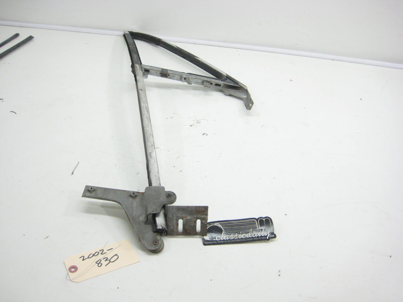 bmw 2002 2002tii e10 driver side front flip out window frame