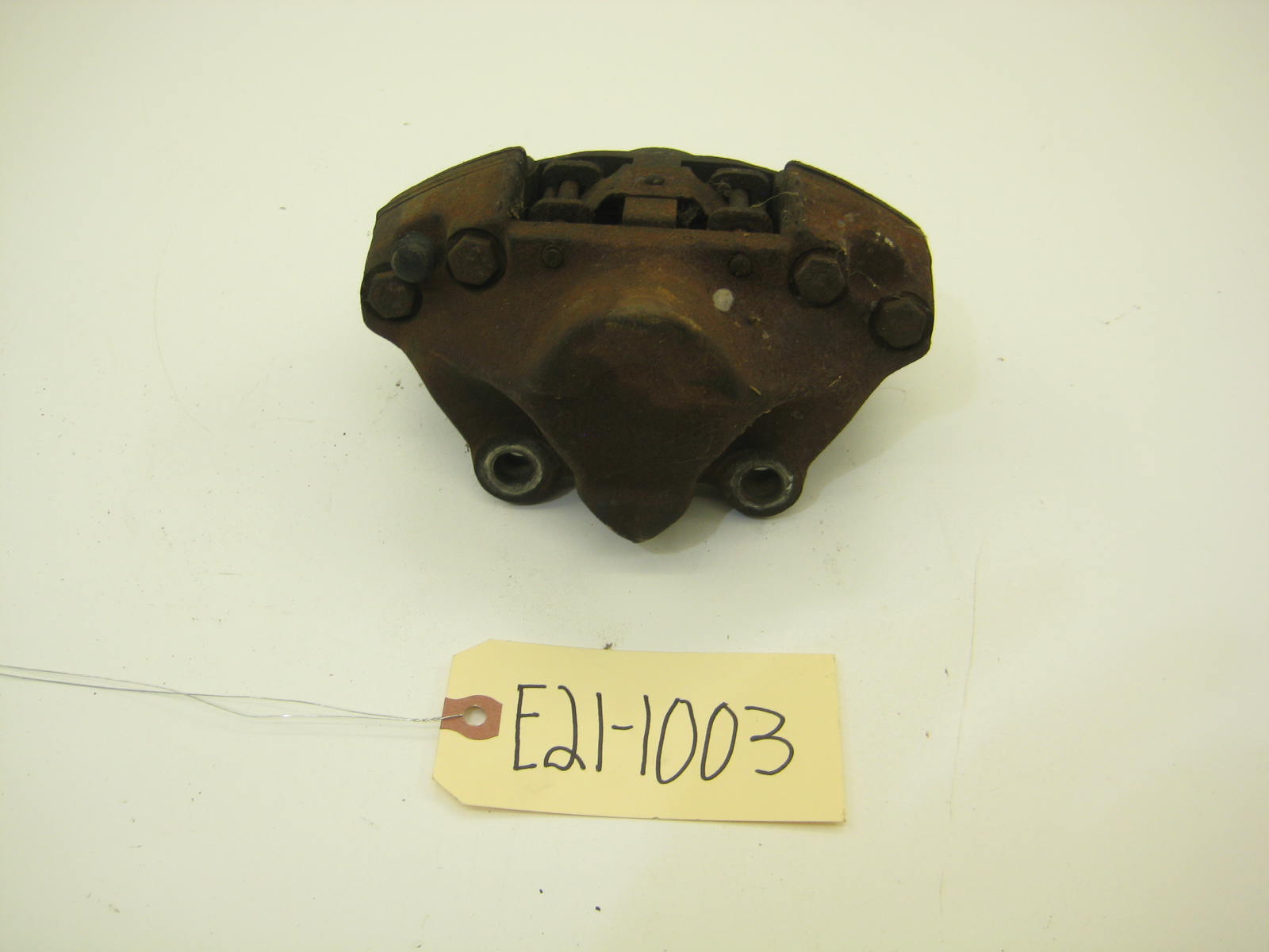 BMW E21 320 Passenger Right Side Front Brake Caliper (VENTED) E21 1003