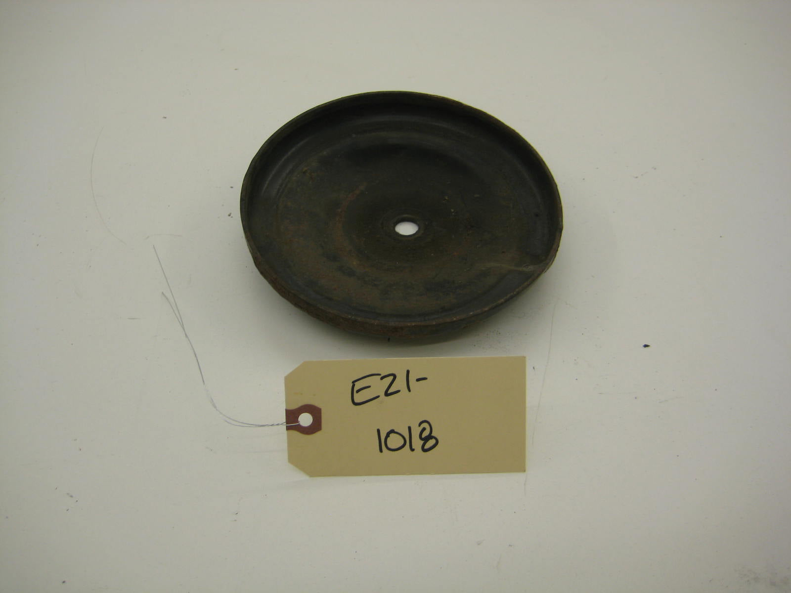 BMW E21 320 Front Spring Hat 2