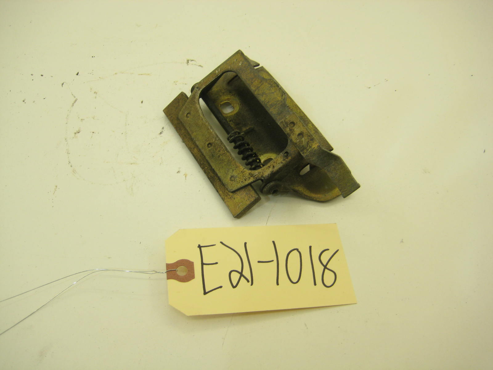 BMW E21 320 Drivers Left Door Handle Mechanism E21 1018