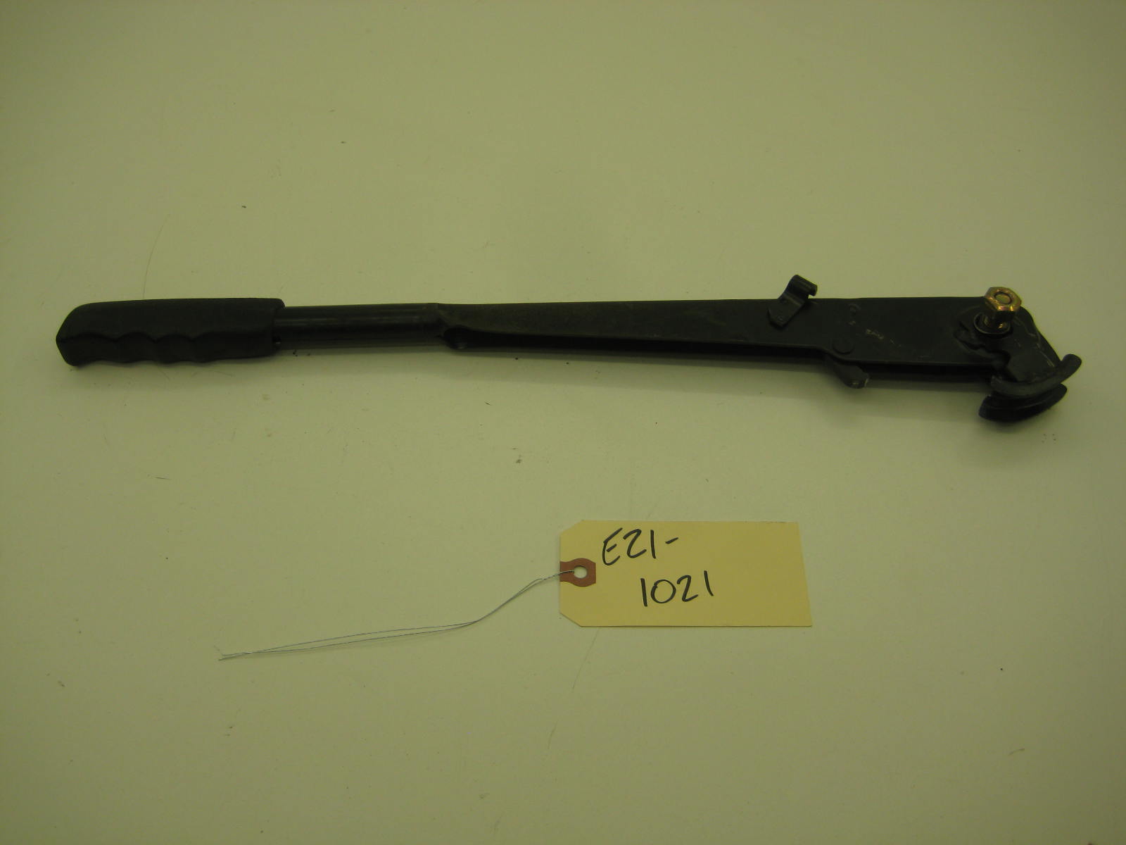 BMW E21 320 E Brake Handle