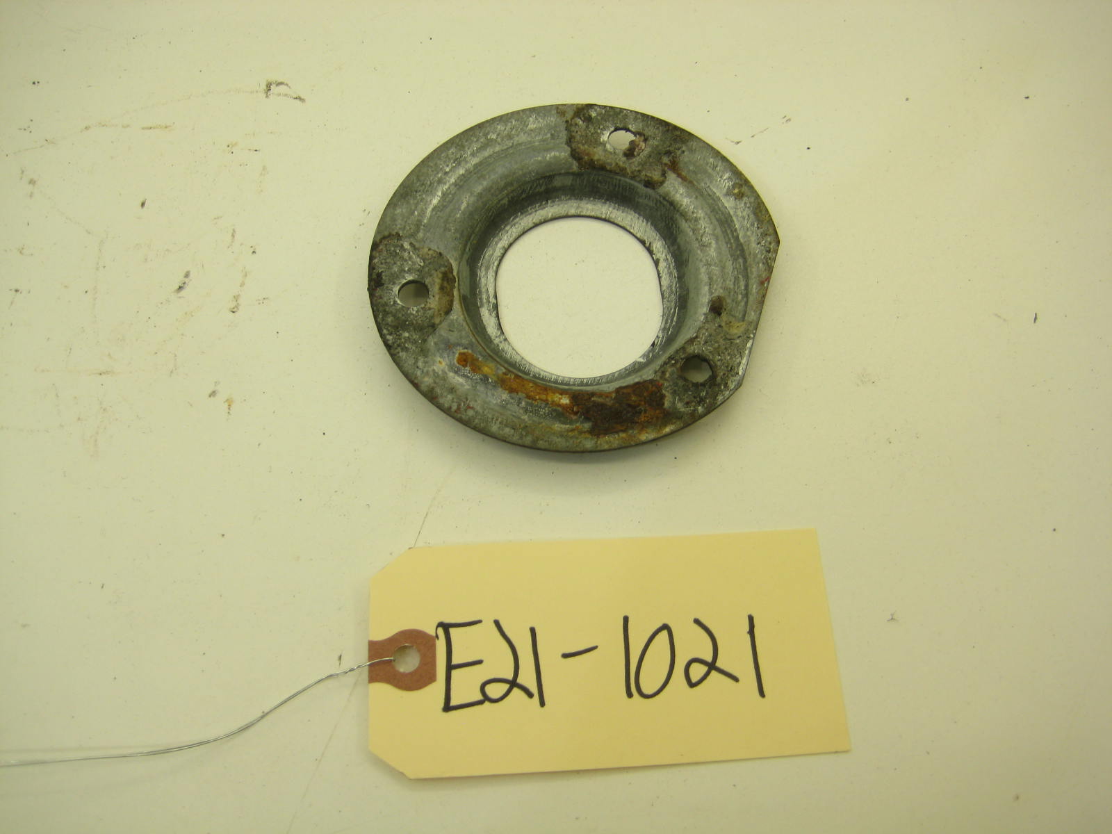 BMW E21 320 Gas Filler Reinforcement E21 1021