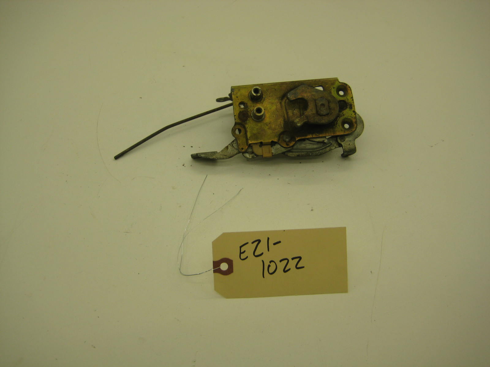 BMW E21 320 Passenger Right Side Door Mechanism