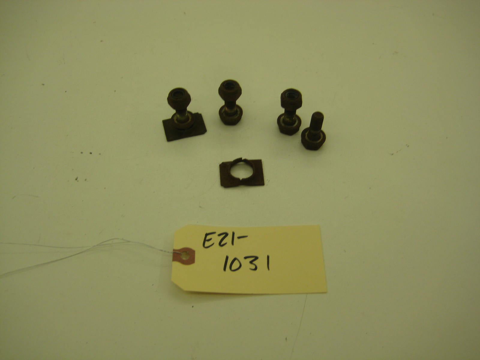 BMW E21 320 Sway Bar Hardware