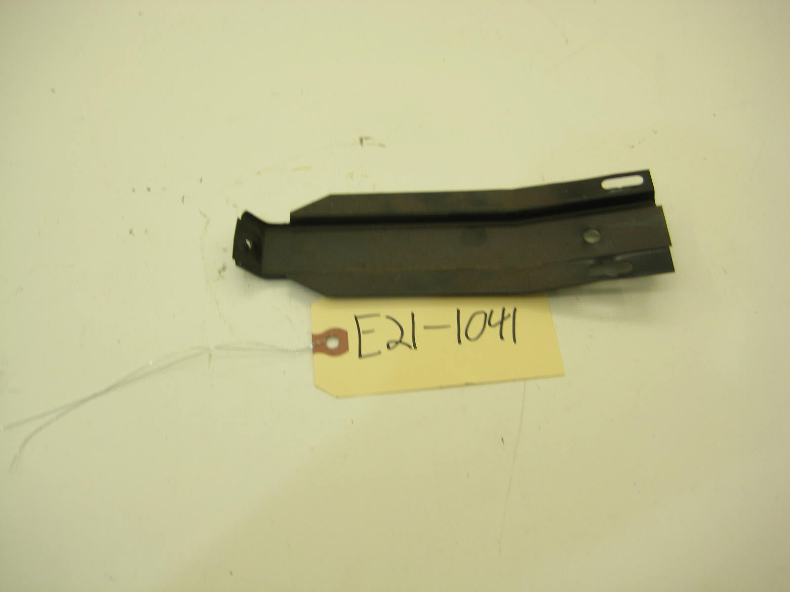 BMW E21 320 Above Glove Box Support E21 1041