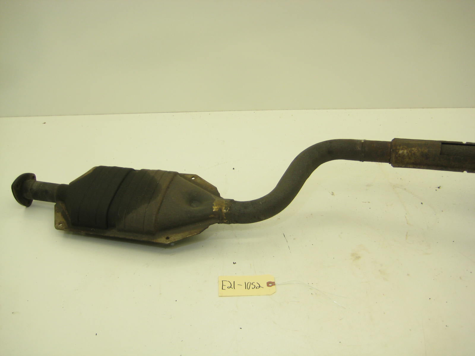 BMW E21 320 E21 Center Exhaust Section E21 1052