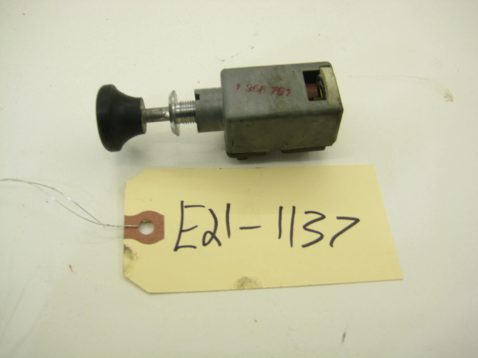 Headlight Switch (READ)