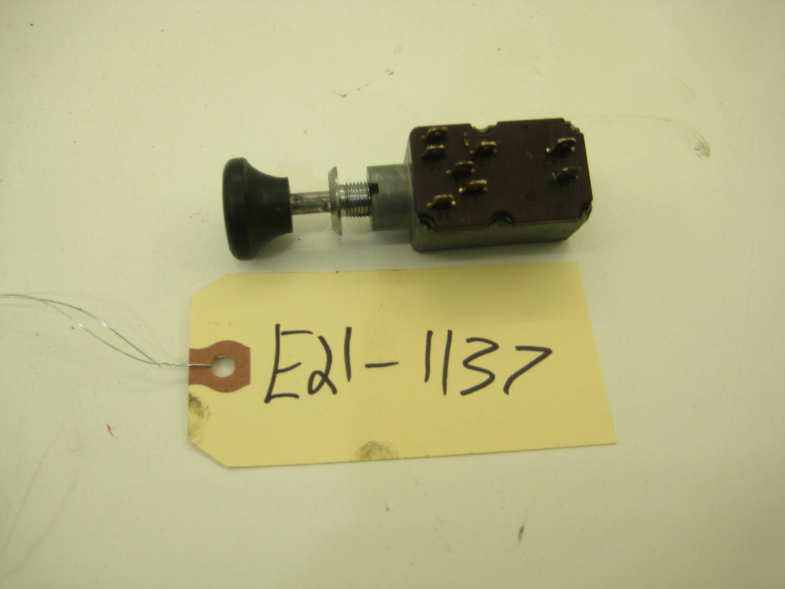 Headlight Switch (READ)