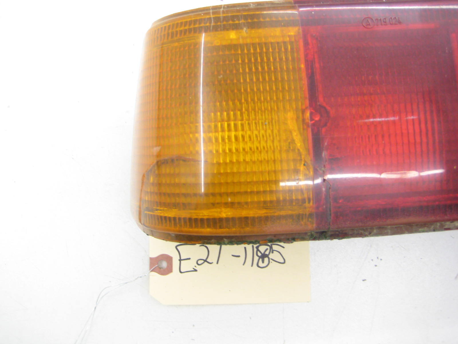 Left Drivers Tail Light (Cracks)